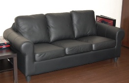 Мебельная фирма ответила за некачественный диван