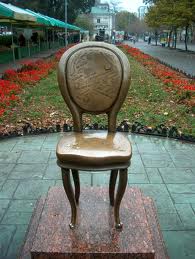 «Двенадцатый стул» из Одессы набирает популярность