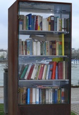 В Германии – более четырехсот уличных книжных шкафов