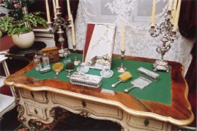 Публике покажут мебель императрицы Елизаветы Австрийской