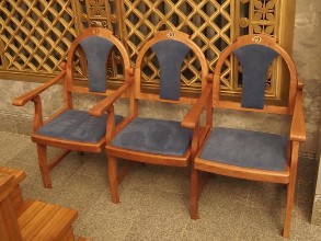 Кресла для полных – в челябинском органном зале