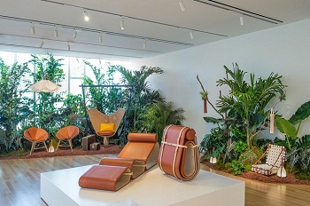Эксклюзивное кресло представила компания Louis Vuitton