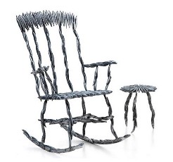 Fish-Covered Chair: косяк алюминиевых сардинок